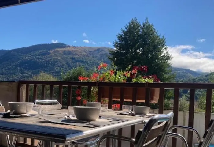 Location T3 A Dans Les Pyrenees 아파트